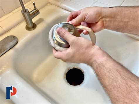 How to Use Plumbers Putty to Stop Leaks